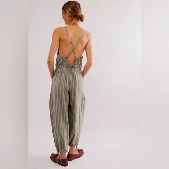 012 Free People Verona Bare Stripe One-Piece NWOT Size XS - Picture 2 of 12